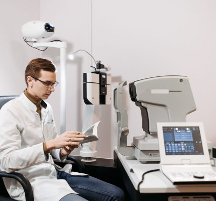 Ophthalmic Assistant Recruitment